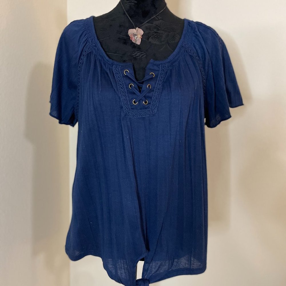 New York Laundry blue top - large - short sleeves, knot tie front hem
